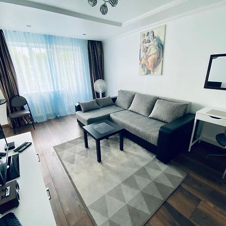 Fine Apartment 2 Jelgava Exterior foto